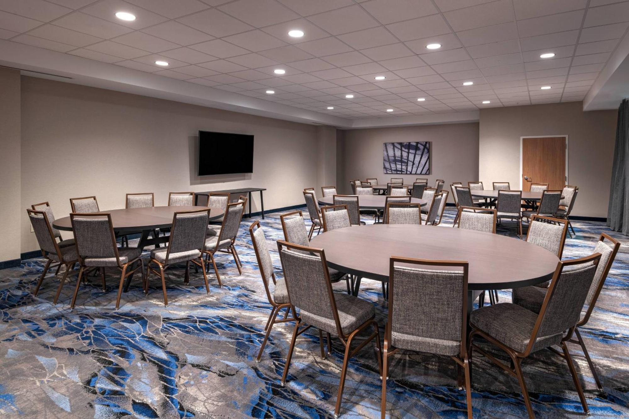 Fairfield Inn & Suites By Marriott Oskaloosa Buitenkant foto