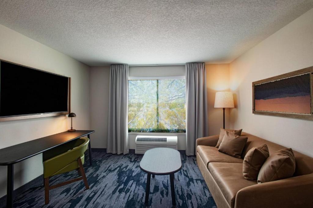 Fairfield Inn & Suites By Marriott Oskaloosa Buitenkant foto